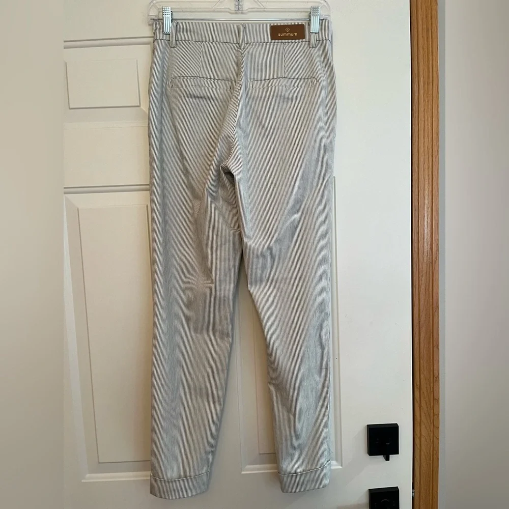 Women’s Summum pinstripe cotton cuffed coastal trousers. Size 32( XS/2 USA) - Picture 2 of 16